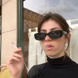 Meet your Posher, Charlotte